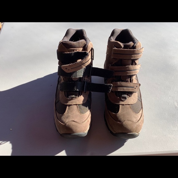 Snow sneakers by LL Bean - Picture 3 of 4